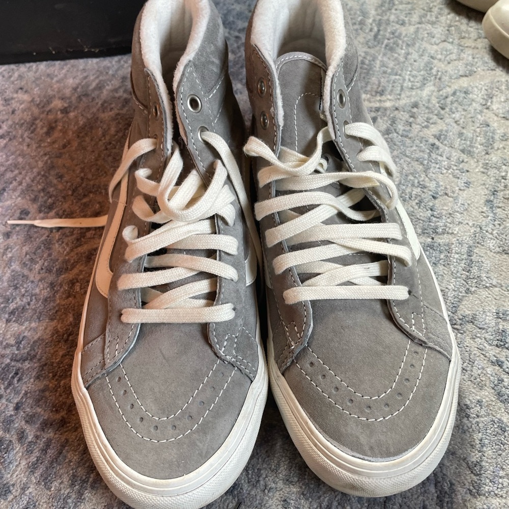 Vans MTE hightop shoes